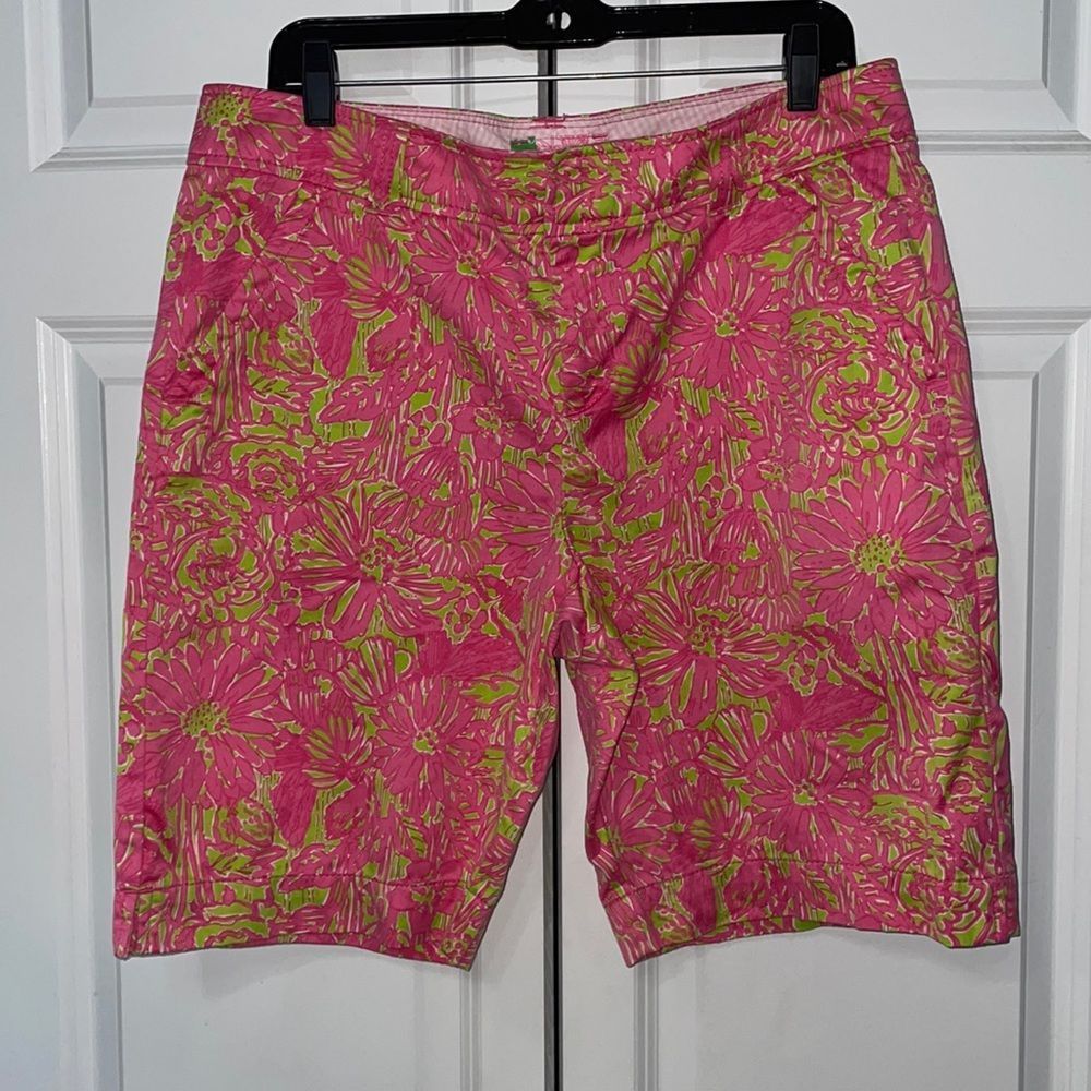 Lilly Pulitzer resort style shorts Size 12